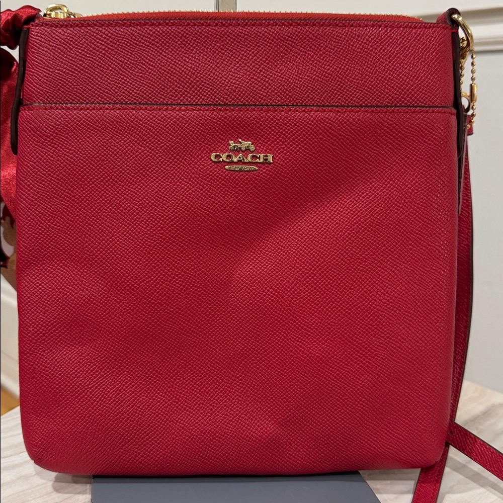 Coach Kitt Messenger Red Leather Crossbody - Picture 5 of 17